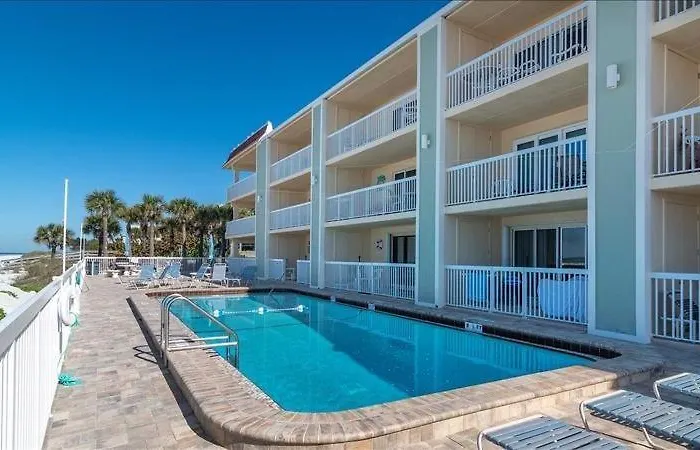 Fifty Gulfside Aparthotel 3*